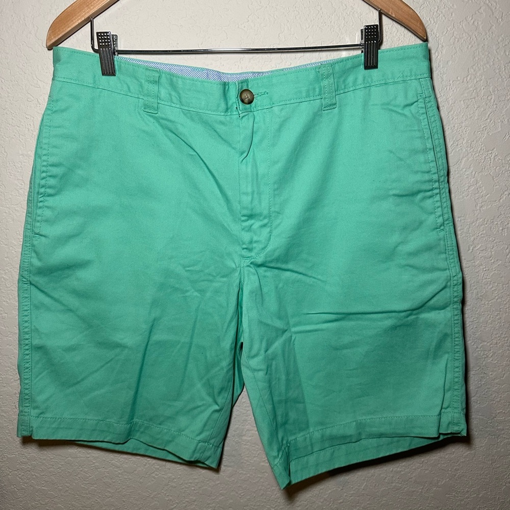 club room men’s 7inch shorts